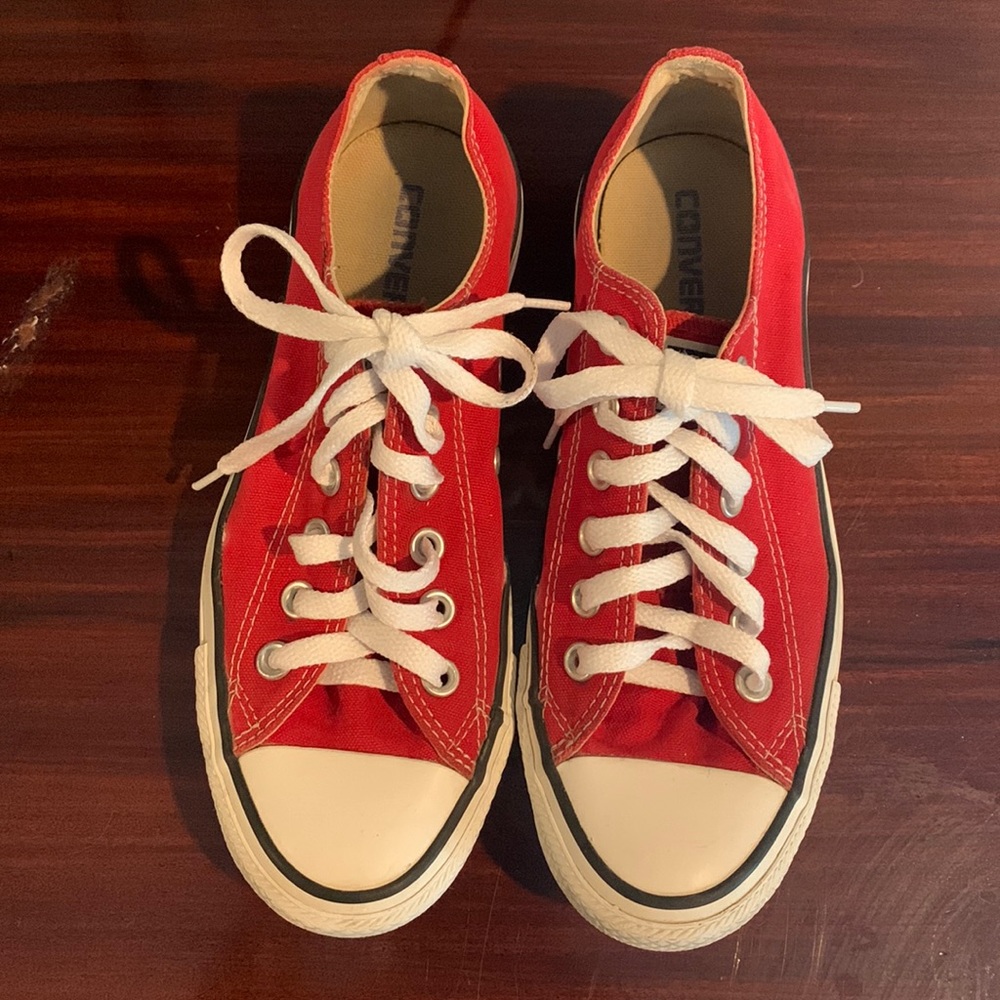 Red & White Converse All Star Chuck Taylor Edition. Men's size 5. Women's 7.